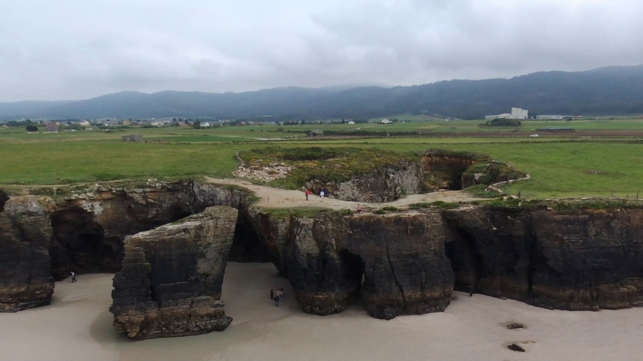 Playa de las Catedrales a vista de drone. Ribadeo-Lugo