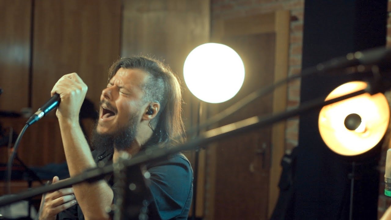 SIGNUM REGIS - Never Surrender [Music Video]