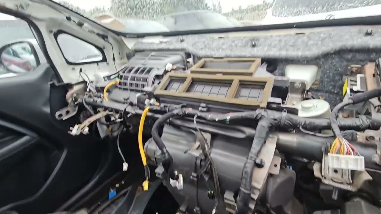 Kia Rio mk3  gear lever cables replacement 7.5 hour job 