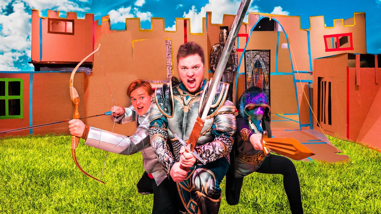 3 STORY BOX FORT CASTLE WARS!! 📦🏰 Sword Fighting, Archery & More!