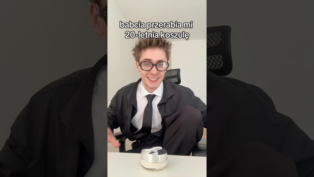 BABCIA PRZERABIA MI STARĄ KOSZULĘ