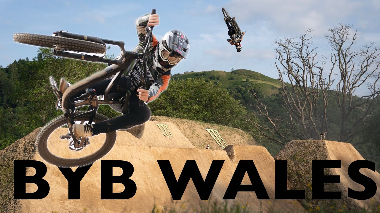 BACKYARD BATTLE GNOMES EDITION 2025!!!
