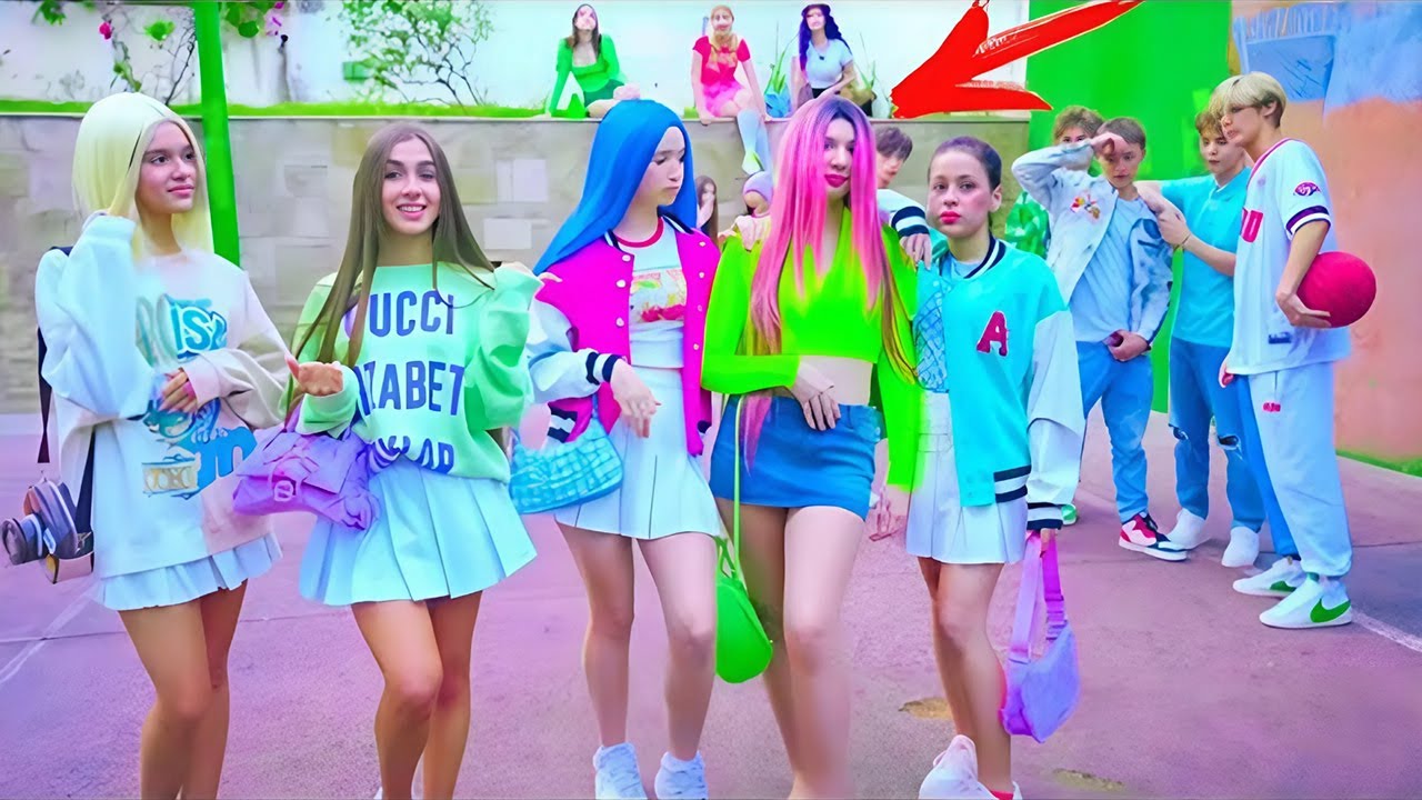 NAUJA GRAŽUOLĖ DIANOS VILOJE! Kas yra naujasis Bunny cheerleader?
