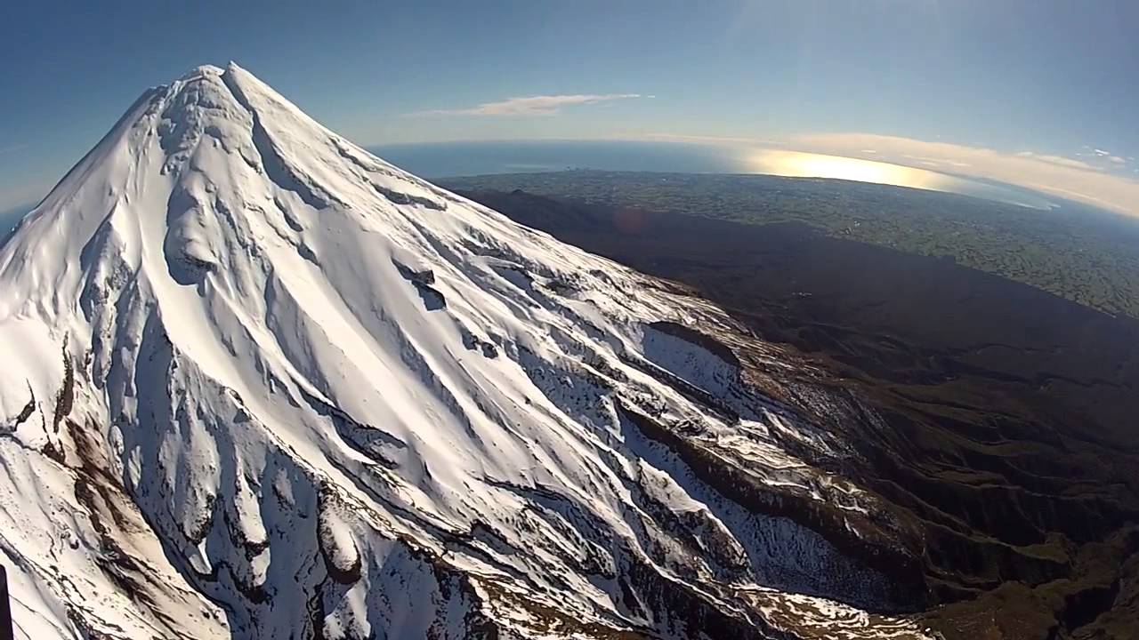Heliview Helicopter over Mt Taranaki with commentary