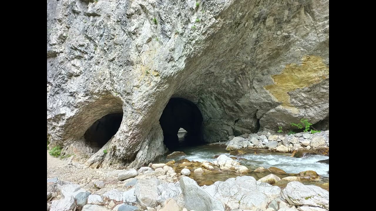 CHEILE SOHODOLULUI - RUNCU - JUD  GORJ