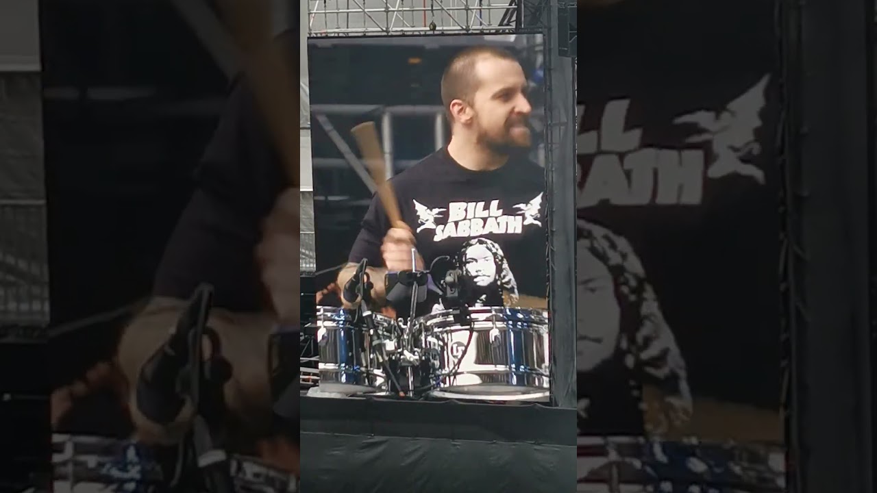 Supernaut - Mastodon feat. Danny Carey, Eloy Casagrande and Mario Duplantier