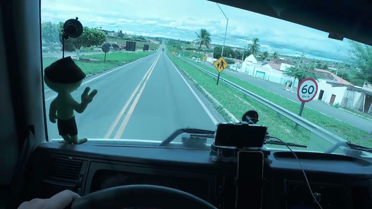 23 / JAGUAQUARA BAHIA BR 116, SENTIDO ITATIM COMO ESTÁ A QUALIDADE DO ASFALTO 