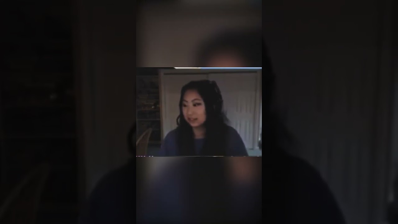 GIRL ACCIDENTALLY KEEPS STREAMING #funnystreammoments #twitch #adinkick #livestreamlife #funny