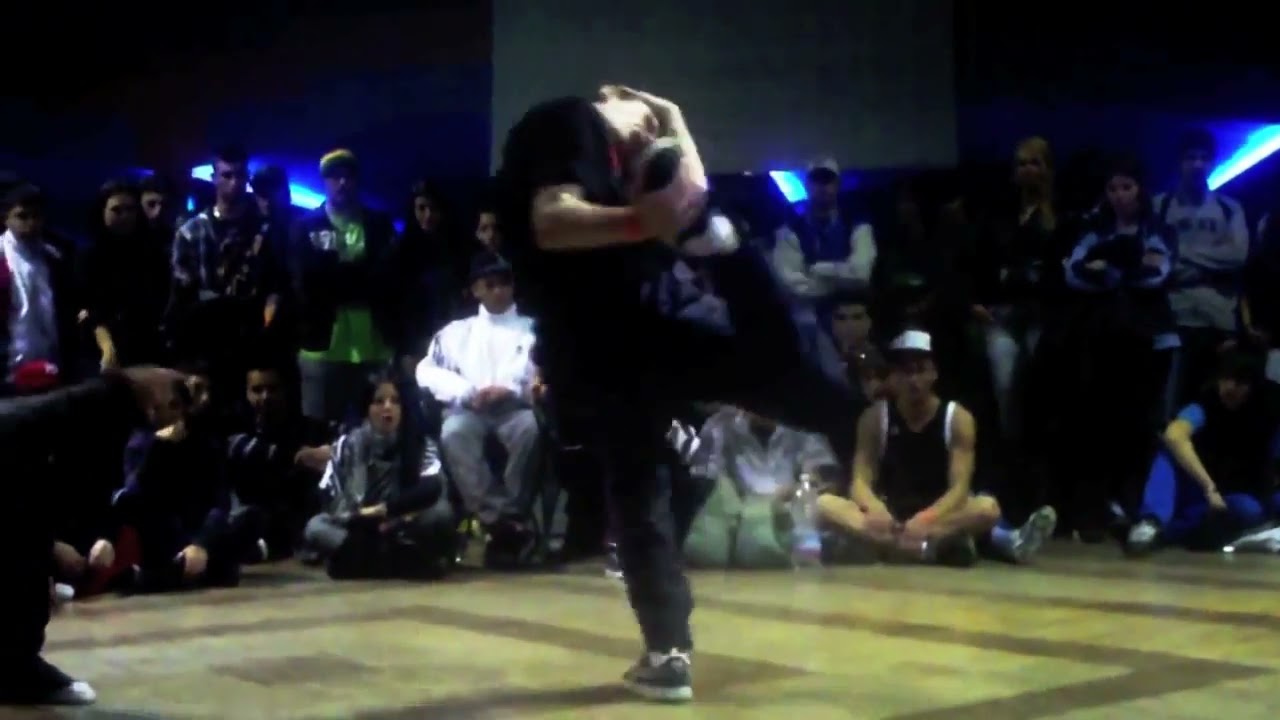 Livin' Dead Army/Flexible Flav presentZ: rufy & Dhalsim aka Freddy & Jason
