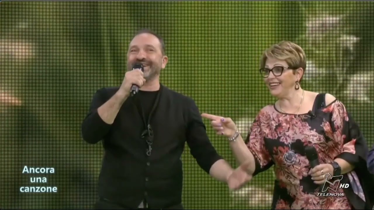 Tina e Davide -El  Bandolero stanco - Bandito- ANCORA UNA CANZONE -TELENOVA-