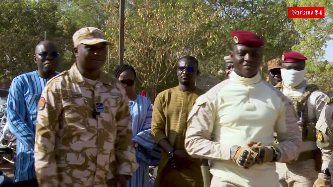 Sécurité : Le Capitaine Ibrahim Traoré remet 2 000 motos à la Police nationale