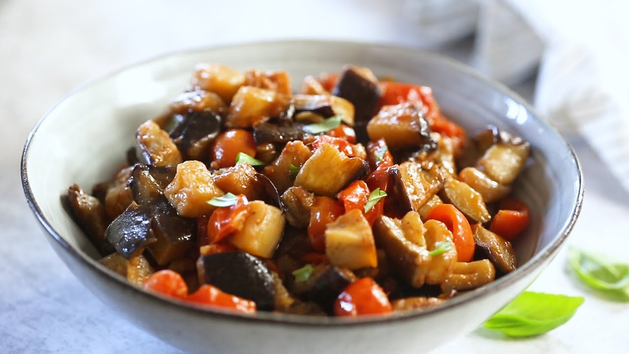 Melanzane a Funghetto - Italian Saut&eacute;ed Eggplant - Easy Recipe