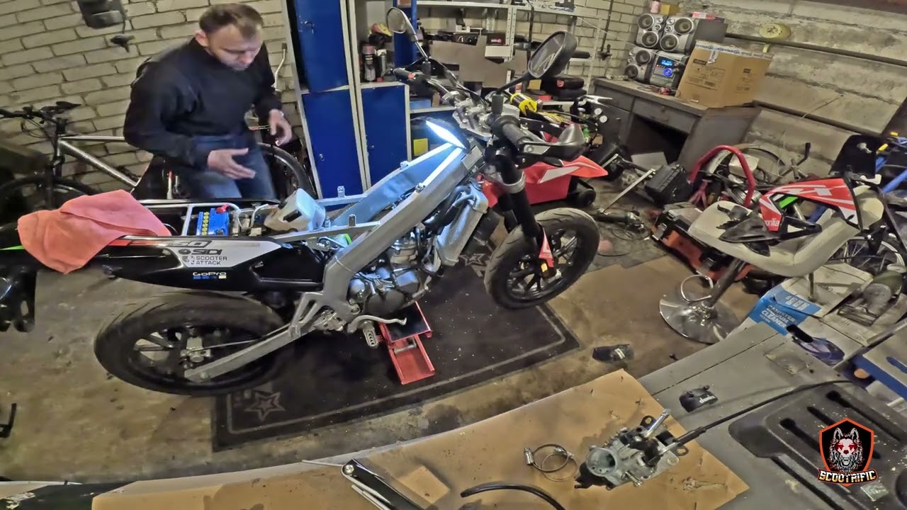Aprilia SX50 Factory - Trying to fix my bike Part 3 - Found the problem