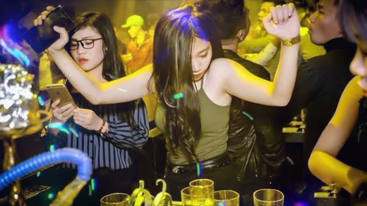 Vai lerng Remix club club 🎶បាត់ស្បែកជើង 🎶លេងចាក់ទឹក....🎶ជម្រើសបទរីមិចល្បីៗនៅក្នុងក្លឹប🎶 Remix tiktok