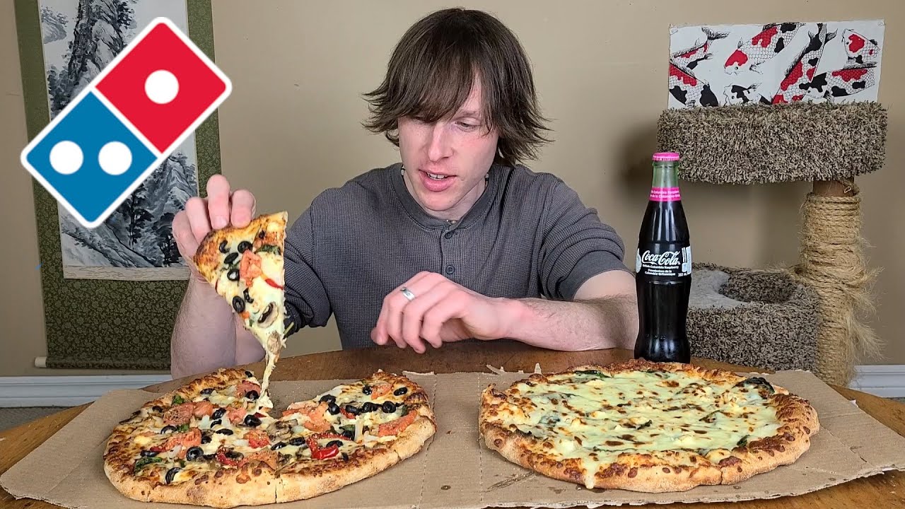 Пицца «Шпинат и фета» + Тихоокеанская вегетарианская пицца Мукбанг от Domino's
