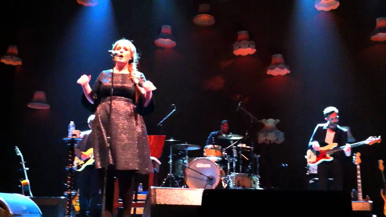 Adele 