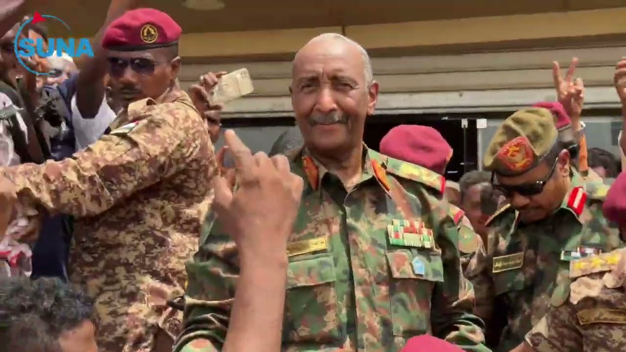 Al-Burhan arrive à Dongola- l'État du Nord, pour une réception publique massive