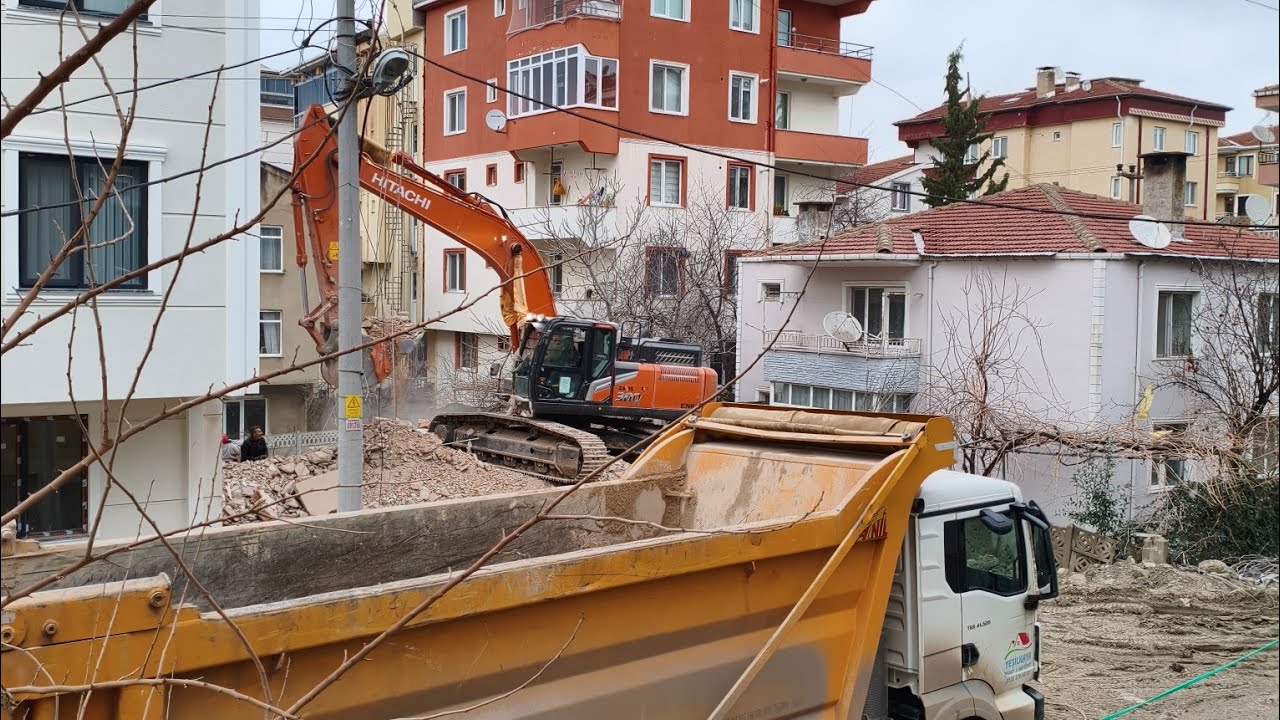 4 Katlı Binada Yıkımın Büyük Kısmı Tamamlandı | Controlled Demolition – Major Part Down (Part 3)