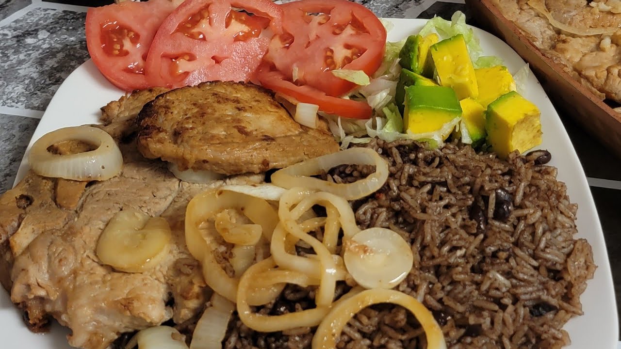 Arroz congri y chuletas de puerco ,mi manera rapida y deliciosa de hacerlo ,te va a gustar sigueme.