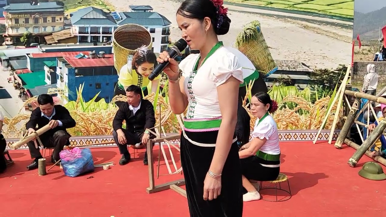 Lễ hội Liên hạn khống xã Tú Lệ