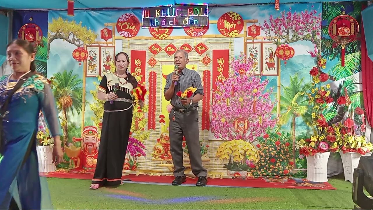 Cậu NGHĨA- dì Vân
