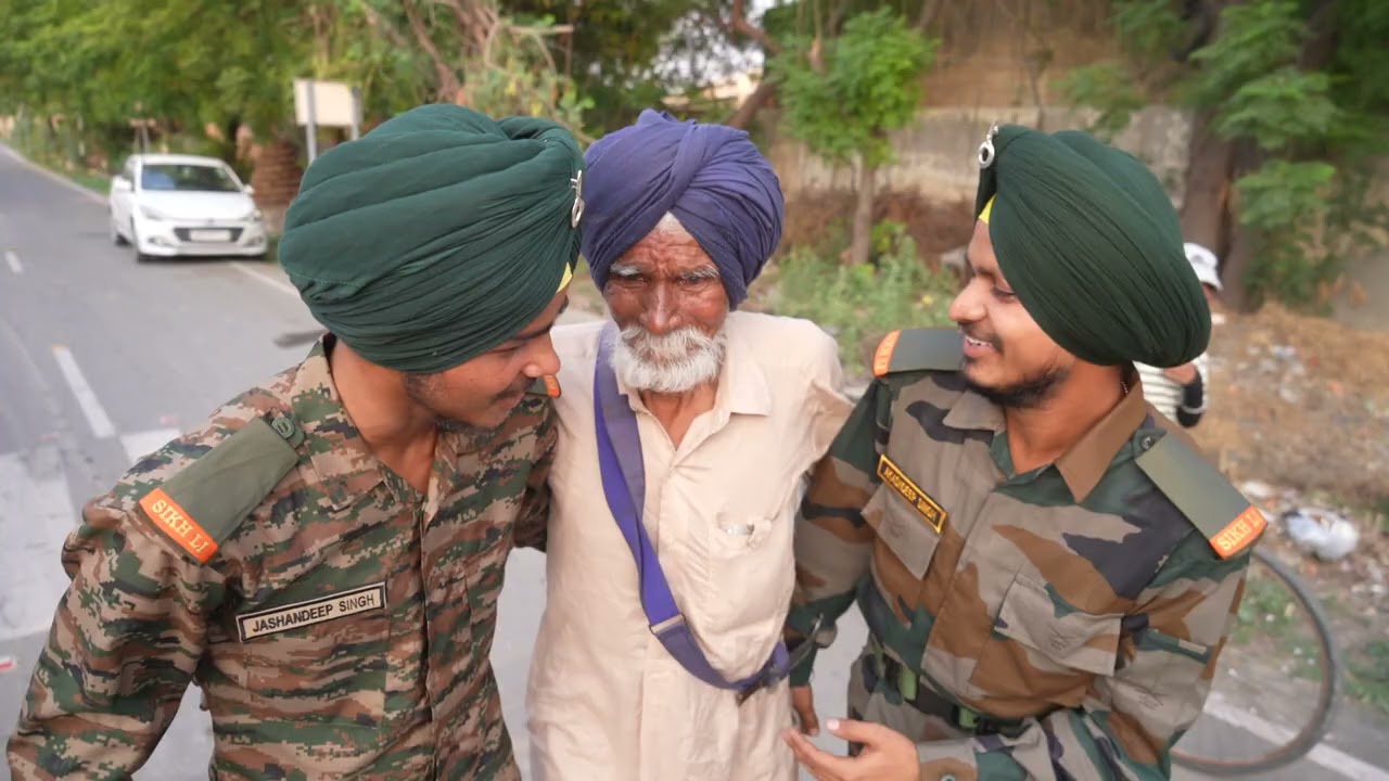 Training finish ਕਰਕੇ ਪਹਿਲੀ ਛੁੱਟੀ ਆਏ ਫੌਜੀ ਤੁਸੀਂ ਵੀ ਵੇਖੋ ਮਾਤਾ ਦੀ ਖੁਸ਼ੀ 🙌😊....