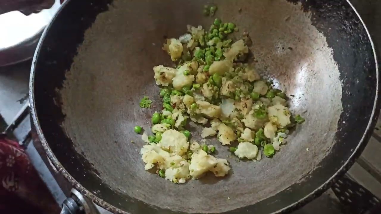 Aata ka khasta kachori recipe #food #homecuisine  #aatakakhastakachorirecipe #foryou😊