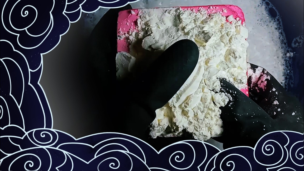 ASMR 🎧| Paste Play With Pink Gym Chalk, Topped W/ Cornstarch🫧