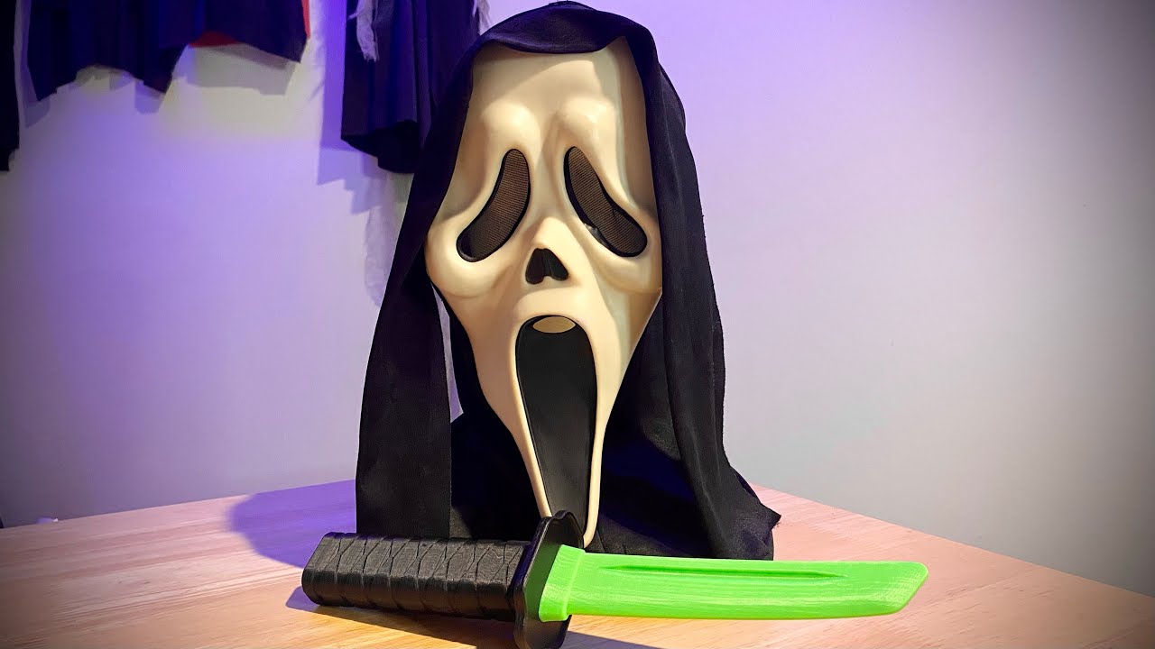 Scream 2 Bonanza! Vintage 1990’s T stamp Ghostface mask and Glow “Stab” replica knife prop!