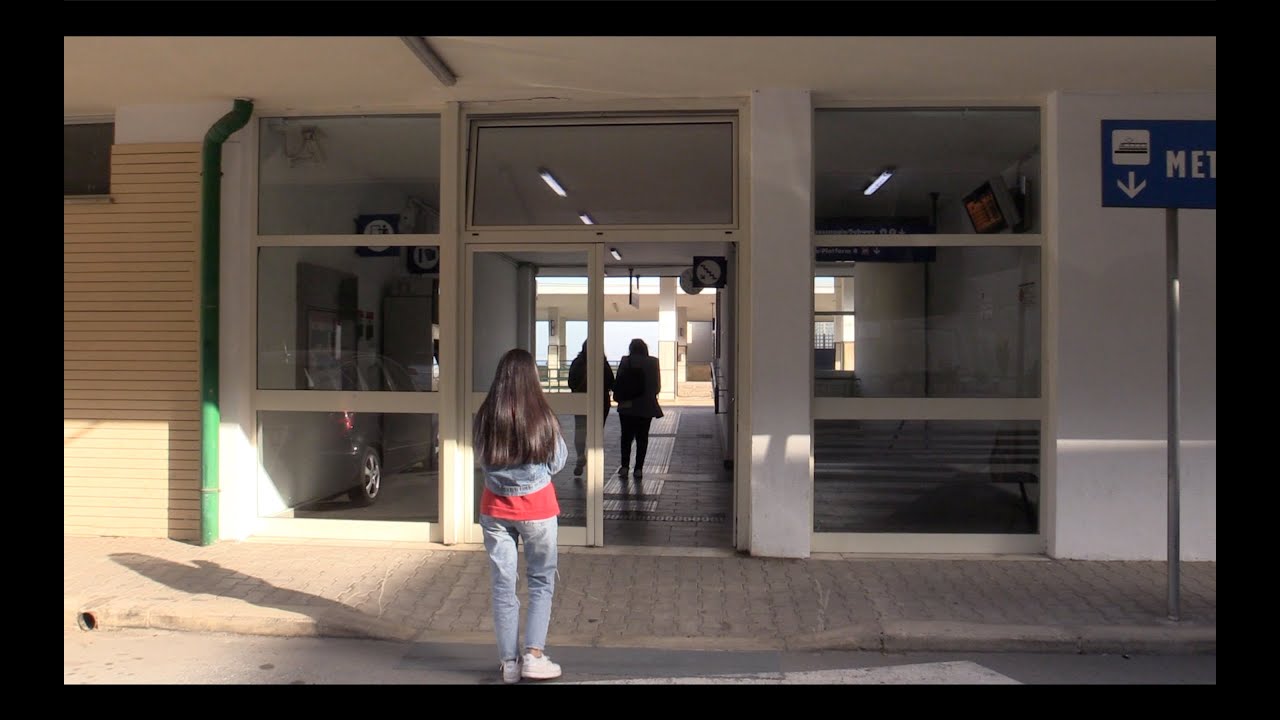 Aggredita in stazione nell'indifferenza dei presenti, il racconto dell'incubo
