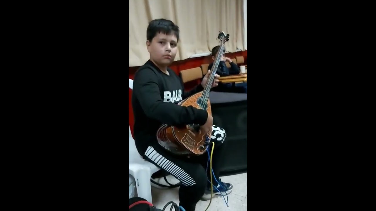Delikanlı Süper Çalmış Caner Müzik Eskişehir / Elektro Bağlama Furkan Özer