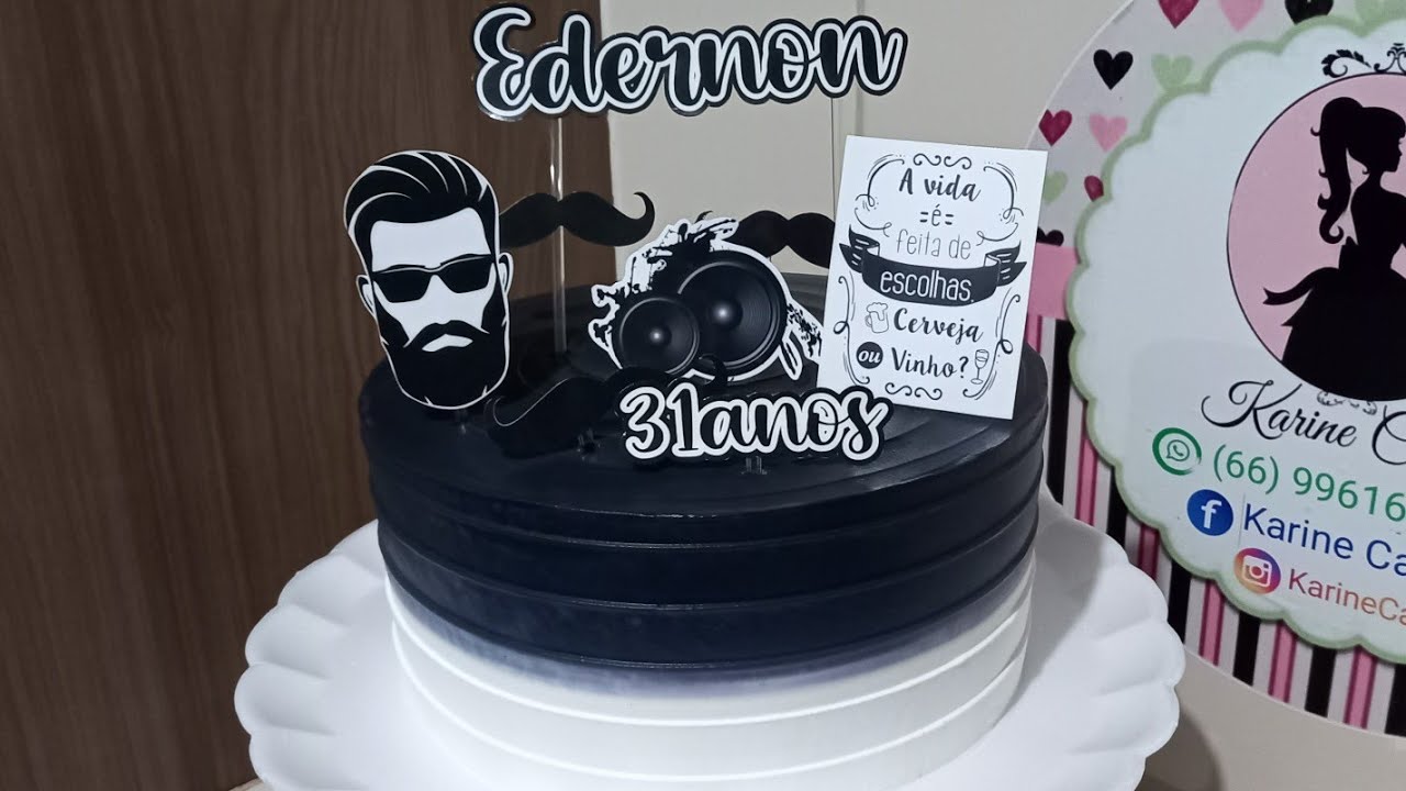 Como deixar o chantilly preto sem amargar / Bolo Tema cabeleireiro ou bigode