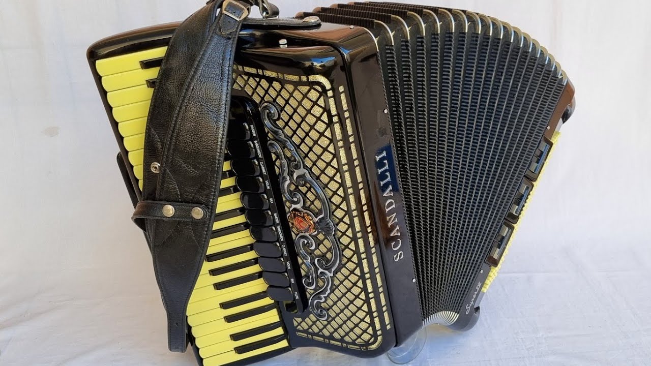 (VENDIDA) Acordeon 120 Baixos Scandalli Cordovóx Impecável