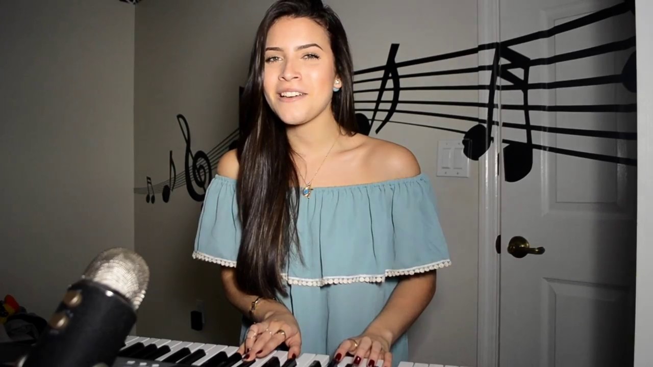 Reggaeton Lento-CNCO cover by Zhamira Zambrano