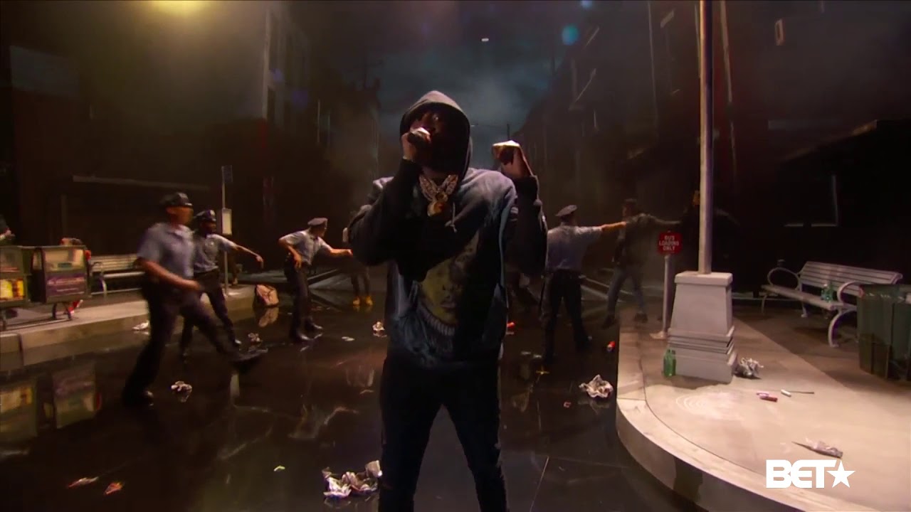 Meek Mill - Stay Woke feat. Miguel (Live @ BET Awards)