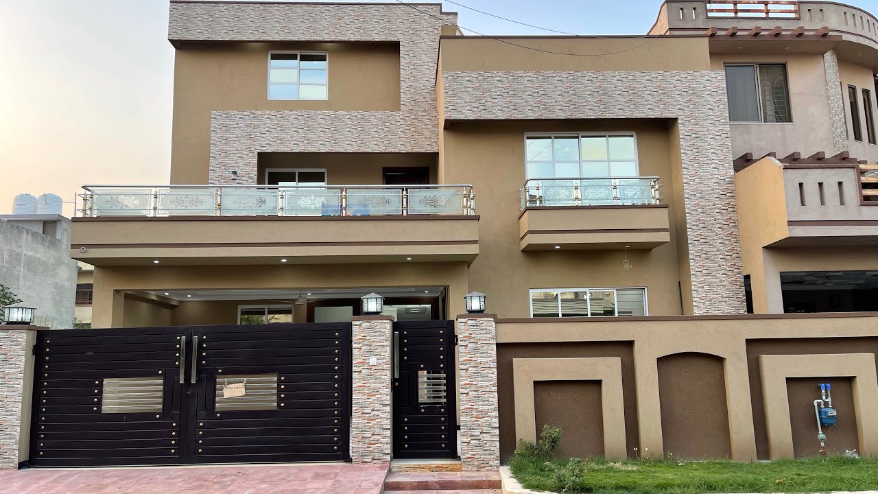 16 Marla House For Sale in Soan Garden Islamabad