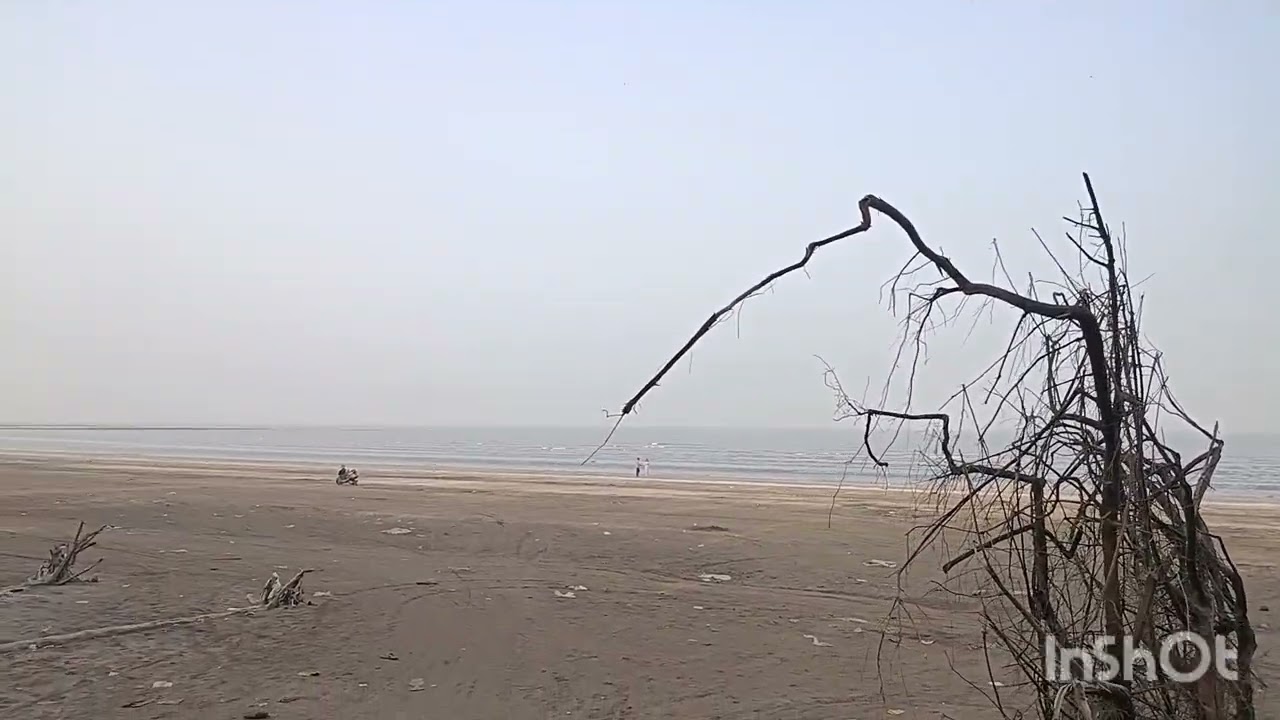 Exploring Bhuigaon Beach 🏖️ | Beautiful & Less Crowded Beach Near Vasai.Beautiful Place 💫🕊️❤️
