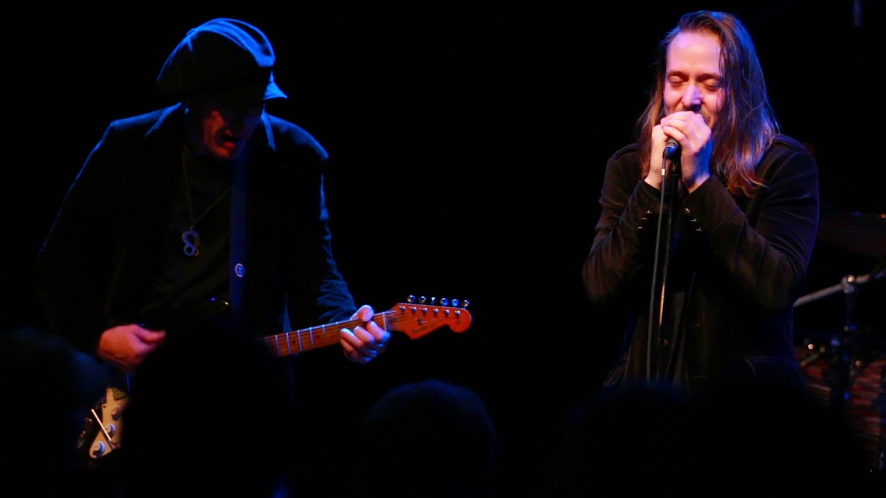 The Blue Poets - With your eyes Live