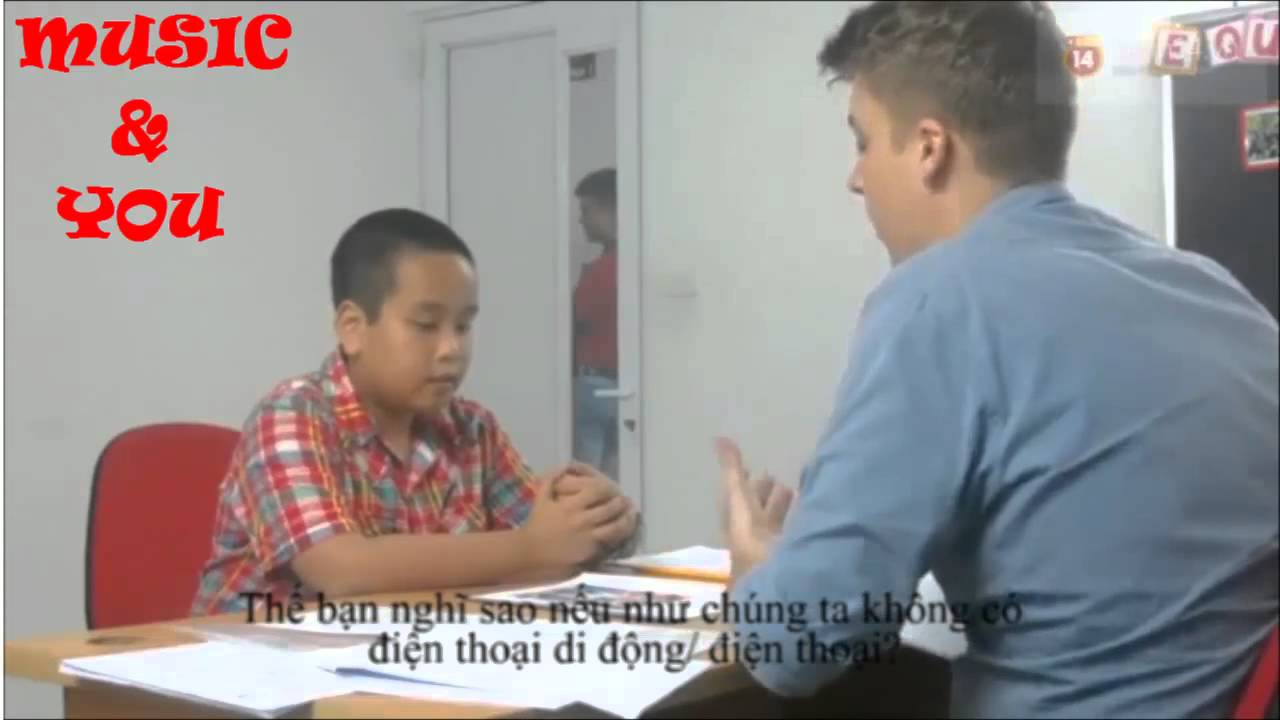 Prodigy Do Nhat Nam speaks English as fast as the wind