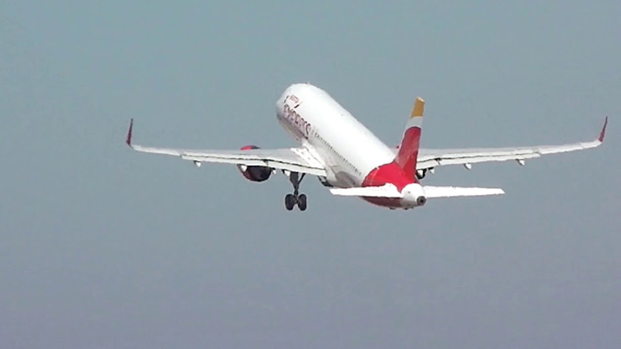 Airport of Bari | PLANE SPOTTING | 01/07/19