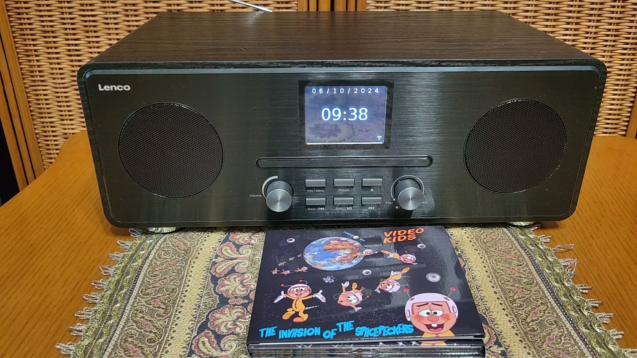 Интернет радиоприемник LENCO DIR-260BK