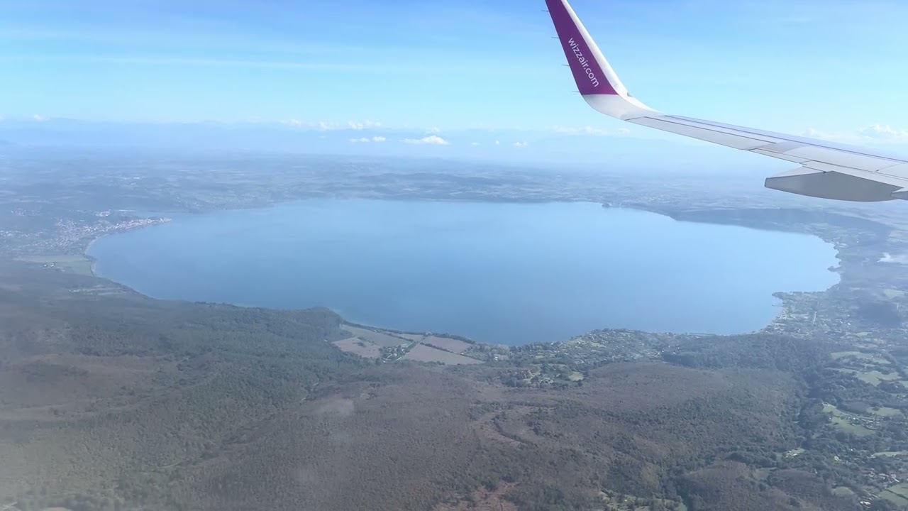 Landing at Rome Fiumicino Leonardo da Vinci Airport (FCO) 1/11/25