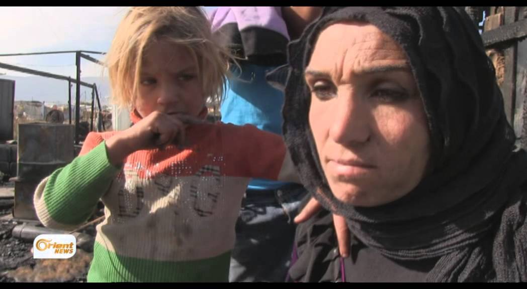 حريق في مخيم للاجئين السوريين ببلدة غزة بالبقاع الغربي