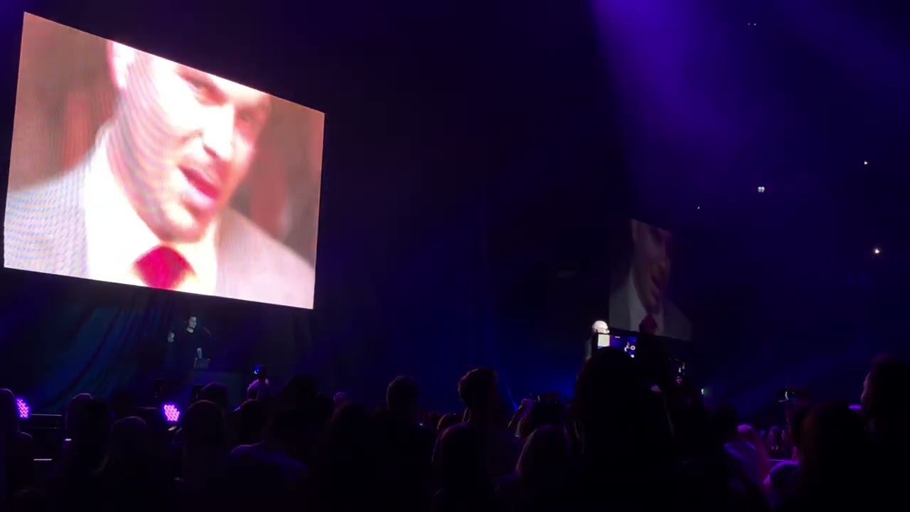 Pitbull - Give Me Everything - Glasgow Hydro - 22nd August 2018 - Britney Spears Piece Of Me Tou