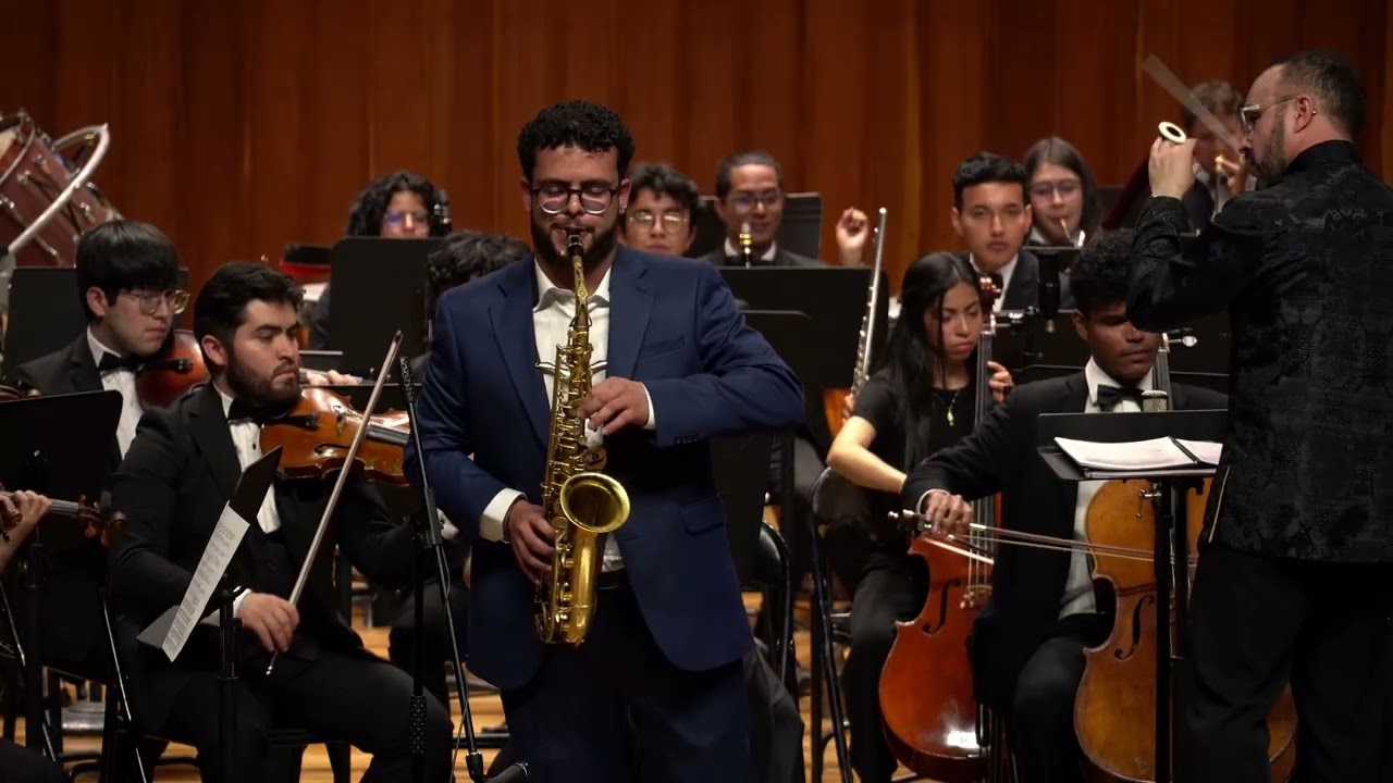 Darius Milhaud Suite Scaramoueche para saxofón y orquesta. Solista, Sergio Méndez. Director, LFHoyos