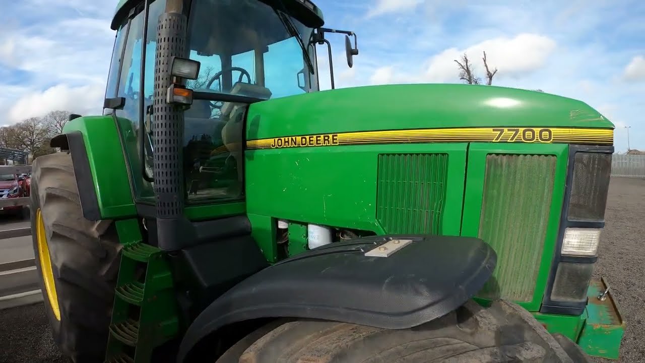1995 John Deere 7700 7.6 Litre 6-Cyl Diesel Tractor (140HP)