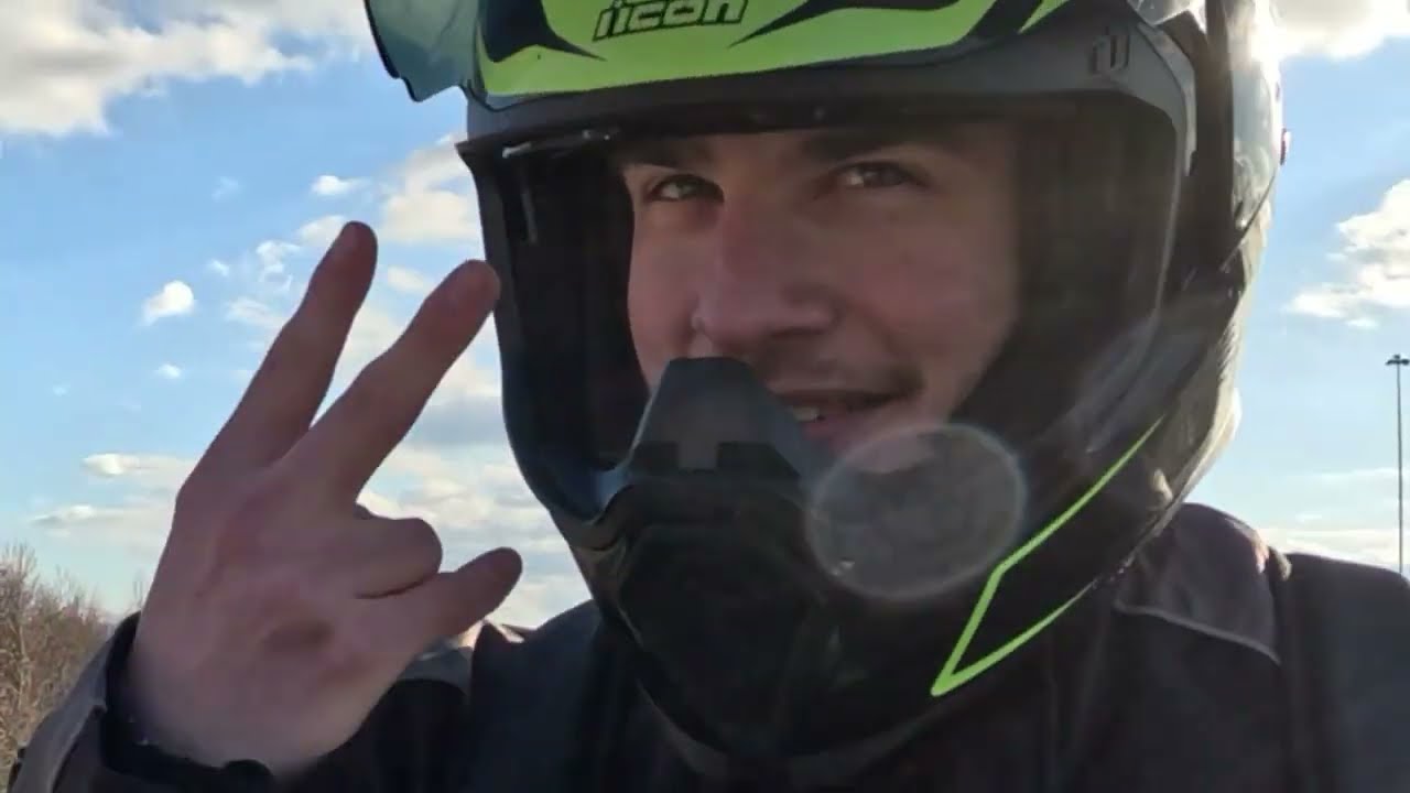 TRYING OUT A 2022 FLASHED ZX-6R!