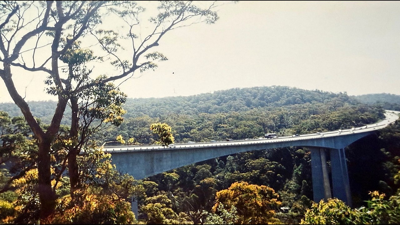 584-Mooney Mooney Creek Bridge Lookout/The Slab Somersby Central Coast 26'..