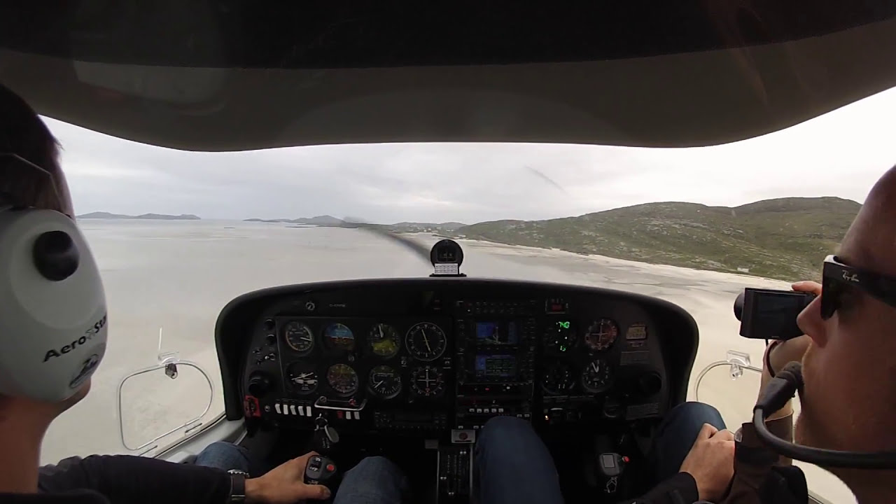 Beach Landing! Low approach and landing runway 15 at Barra Airport, UK (EGPR) - GoPro