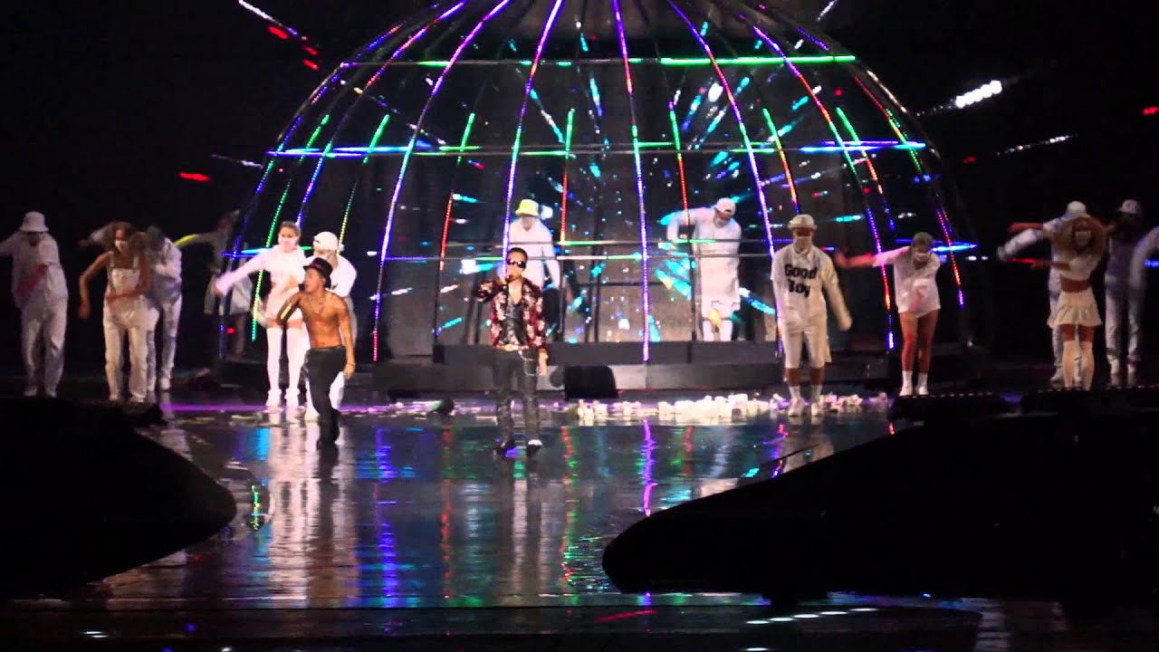 141203 2014 MAMA - Taeyang+GD「Good Boy」[Fancam]